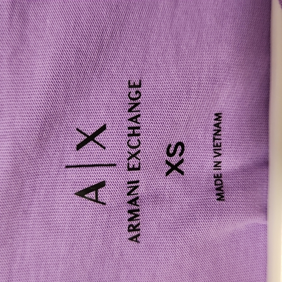 Shirt/ Chandail A | X Armani Exchange - Picture 3 of 6